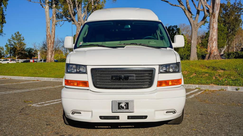 New 2026 GMC Savana 2500 Extended w/ Driver Convenience Package image 4