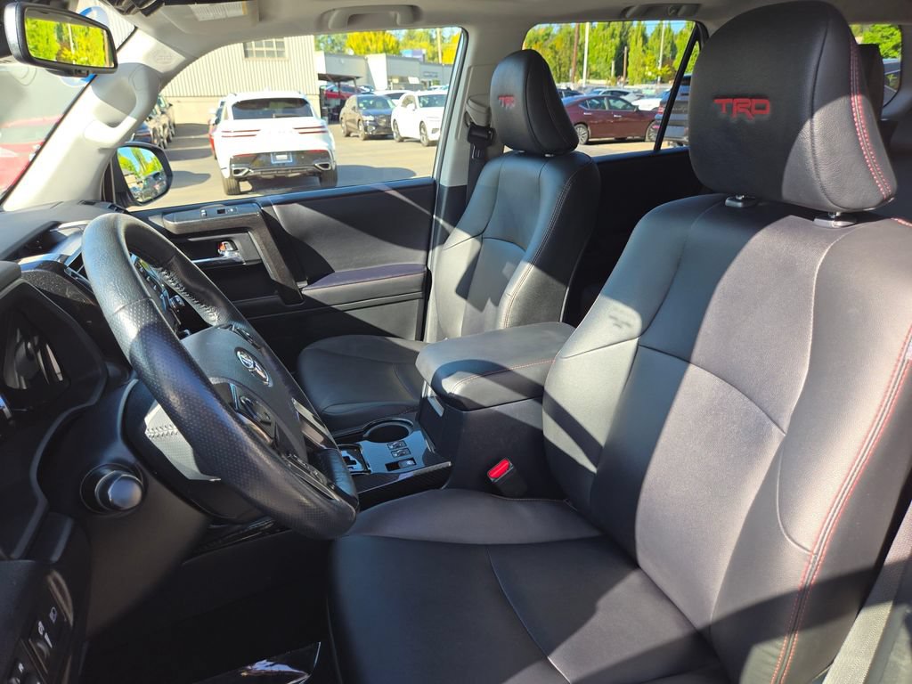 Used 2023 Toyota 4Runner TRD Off-Road Premium w/ Moonroof Package AWD/4WD image 22
