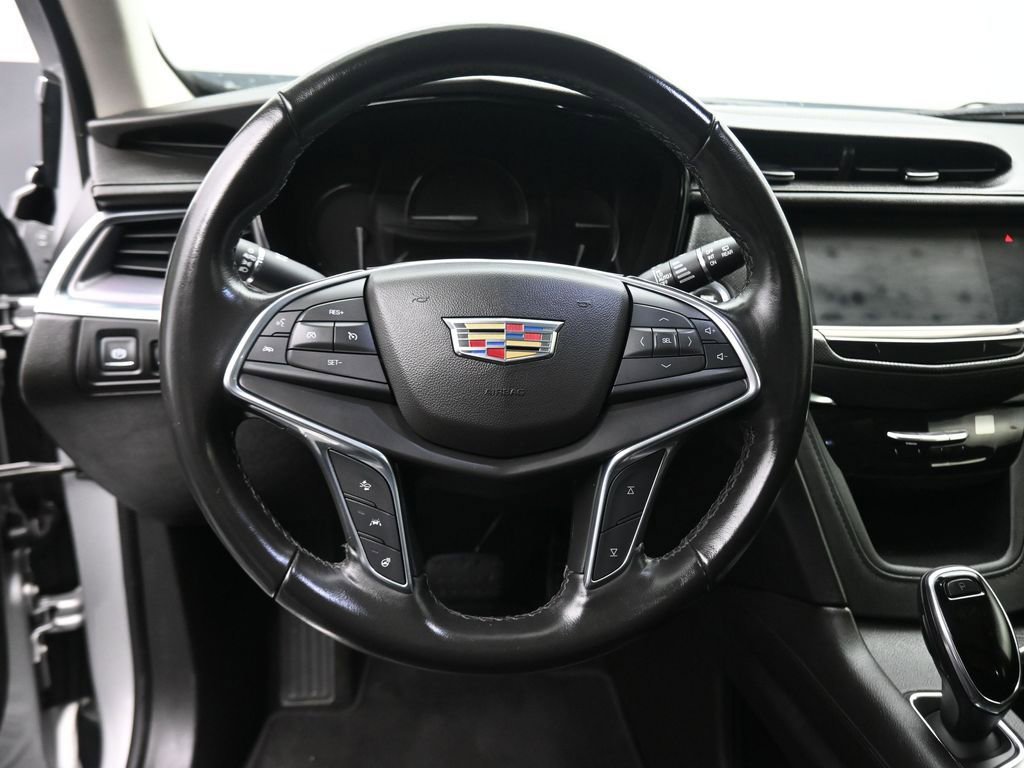 Used 2019 Cadillac XT5 Premium Luxury AWD/4WD image 16