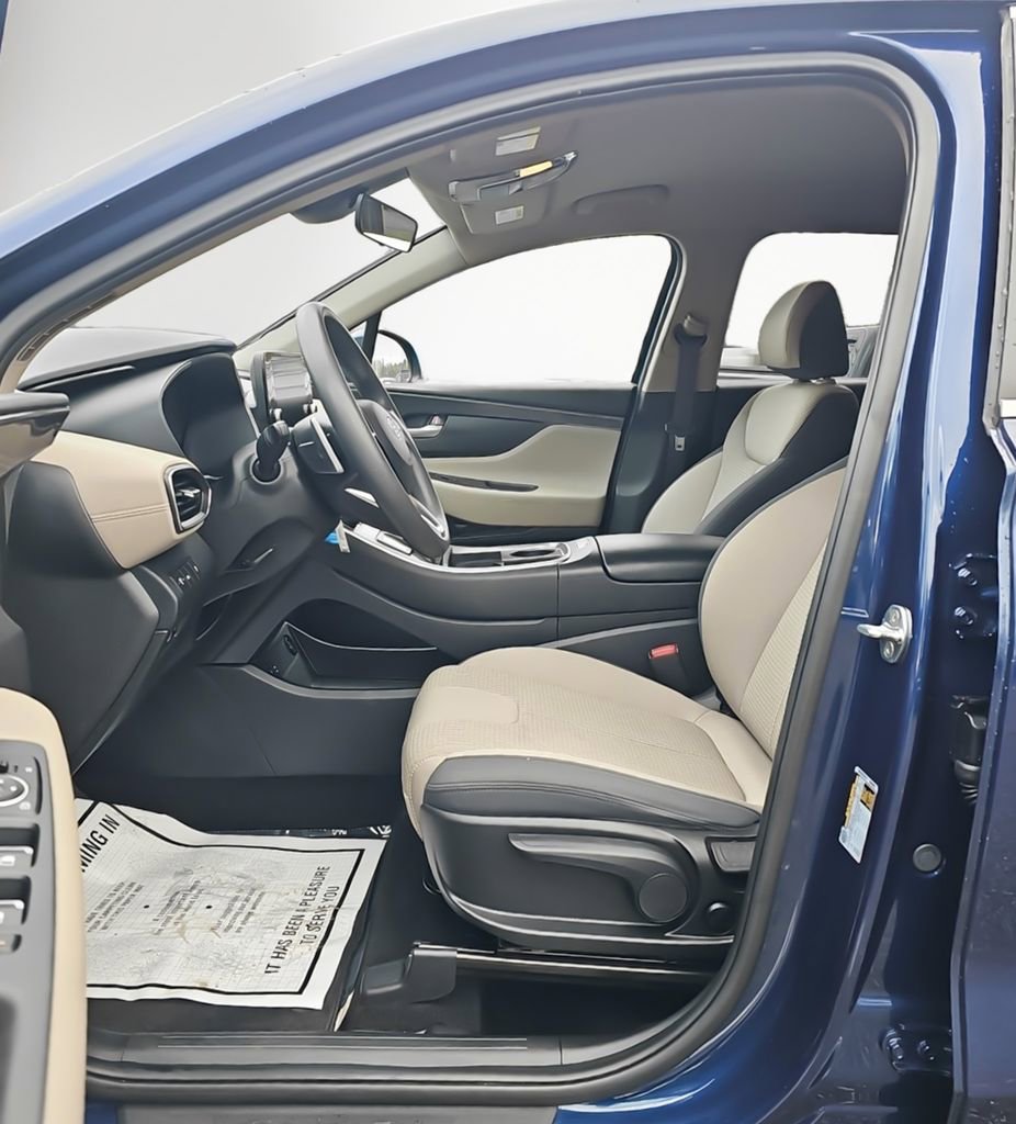 Used 2023 Hyundai Santa Fe SE w/ Cargo Package image 12