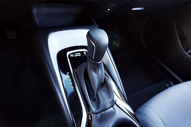 Used 2024 Toyota Corolla SE image 29