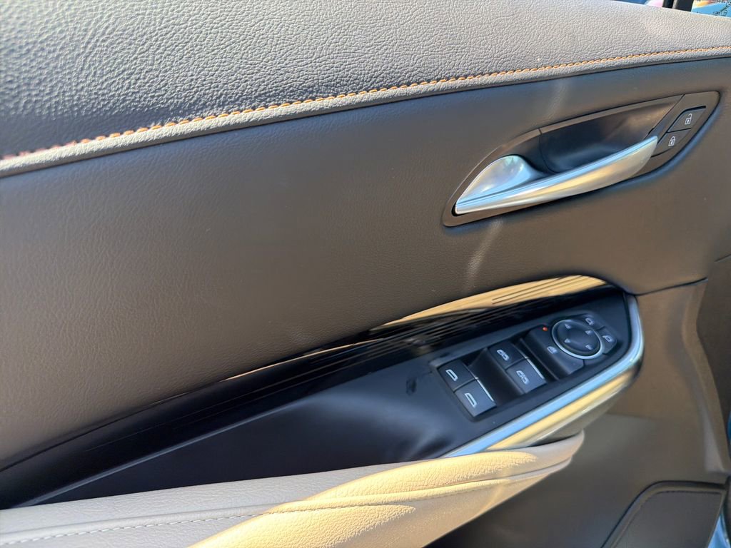 Used 2024 Cadillac XT4 Luxury image 15