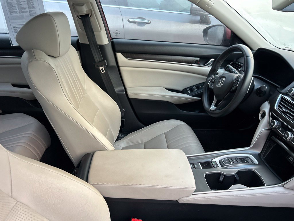 Used 2018 Honda Accord EX-L image 10