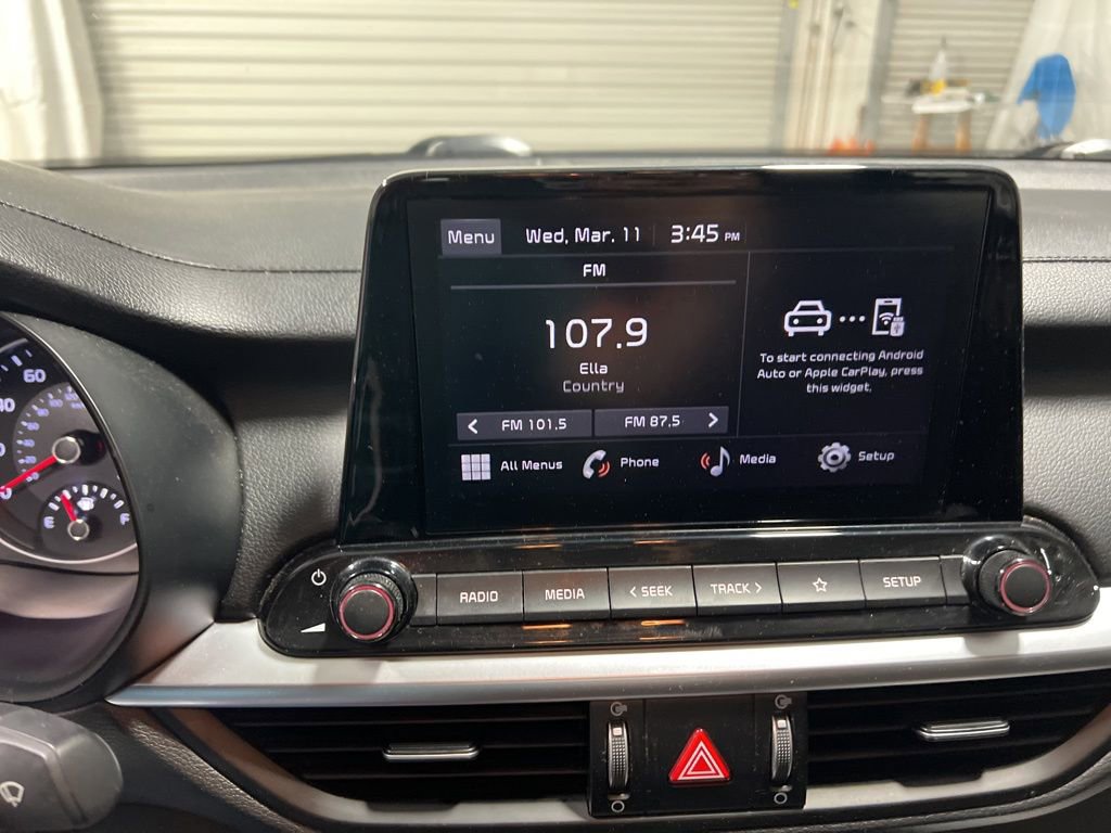 Used 2023 Kia Forte LXS image 29