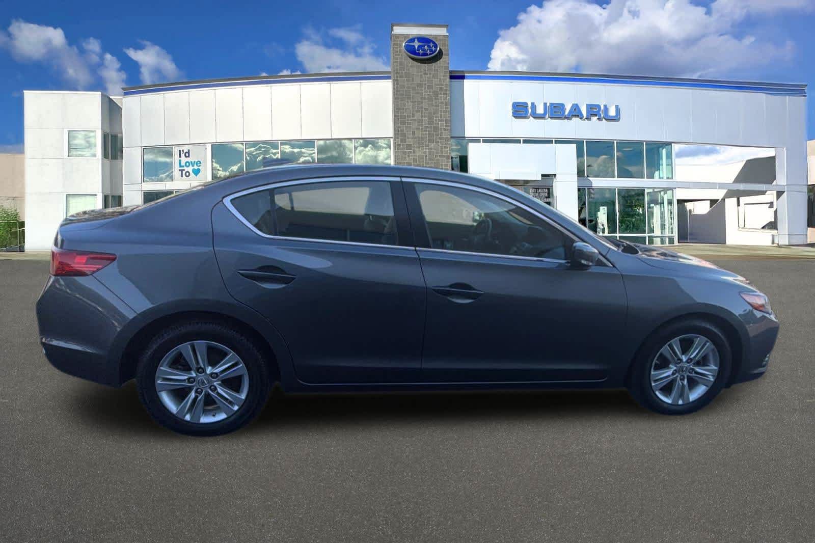 Used 2013 Acura ILX FWD image 6