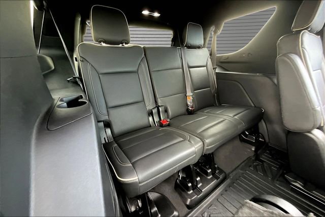 Used 2023 Chevrolet Tahoe Premier w/ Advanced Technology Package AWD/4WD image 25