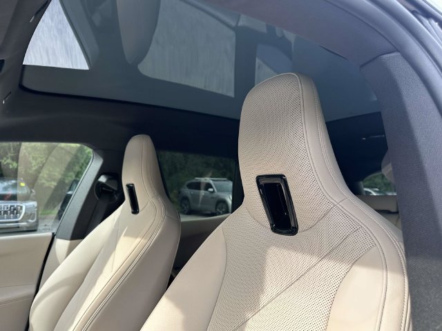 Certified 2024 BMW iX xDrive50 w/ Sport Package AWD/4WD image 28