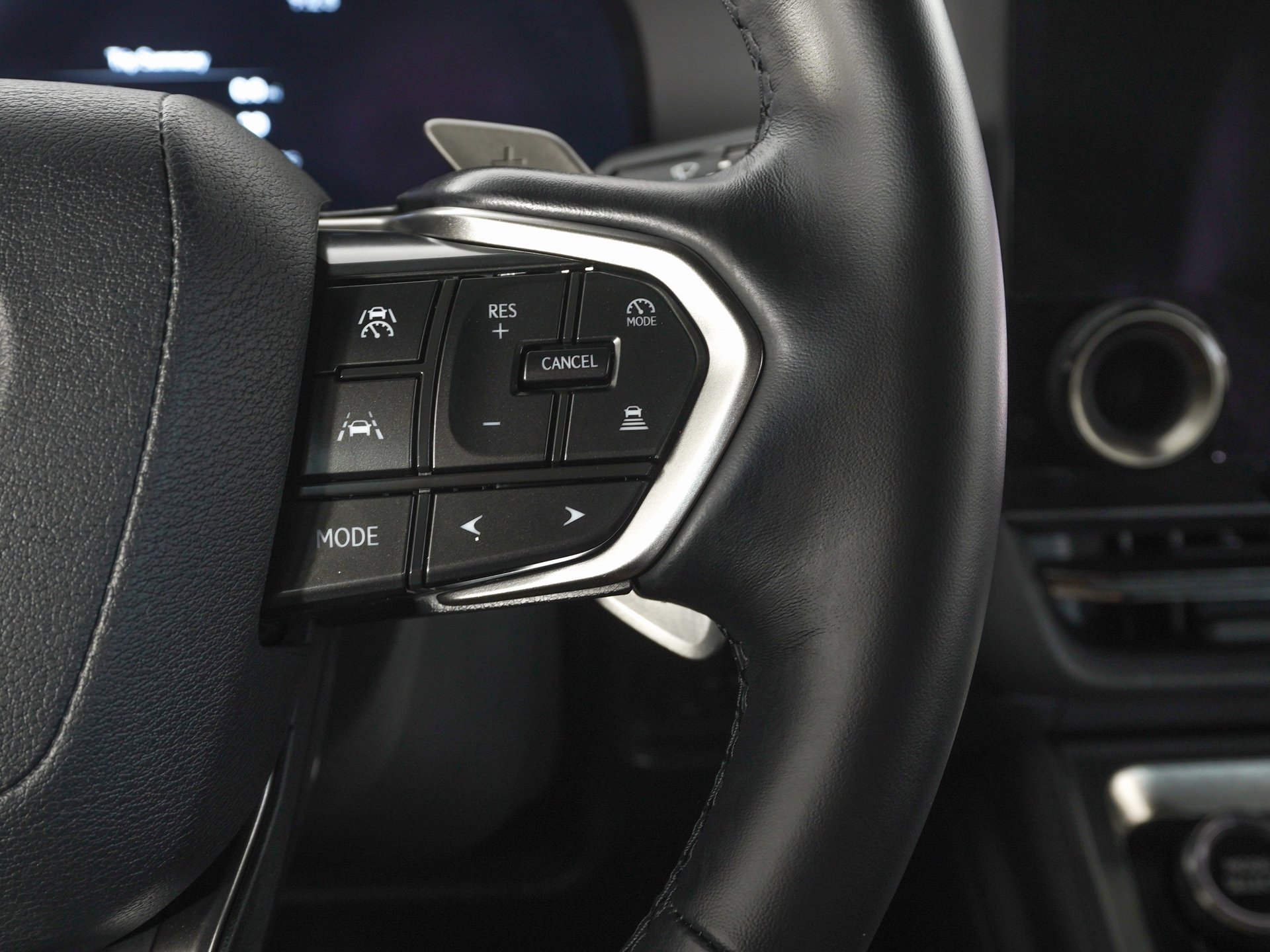 Used 2025 Lexus GX 550 image 23