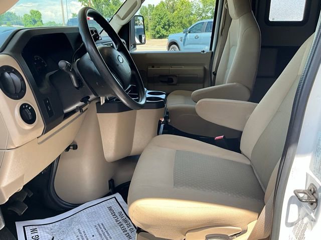 Used 2017 Ford E-350 and Econoline 350 Super Duty w/ Motorhome Prep Package image 11