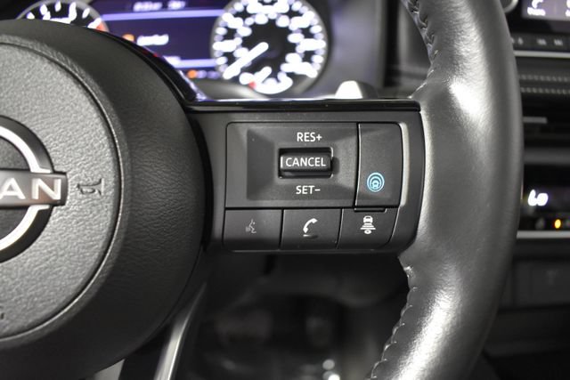 Certified 2023 Nissan Rogue SV w/ SV Premium B Package AWD/4WD image 17