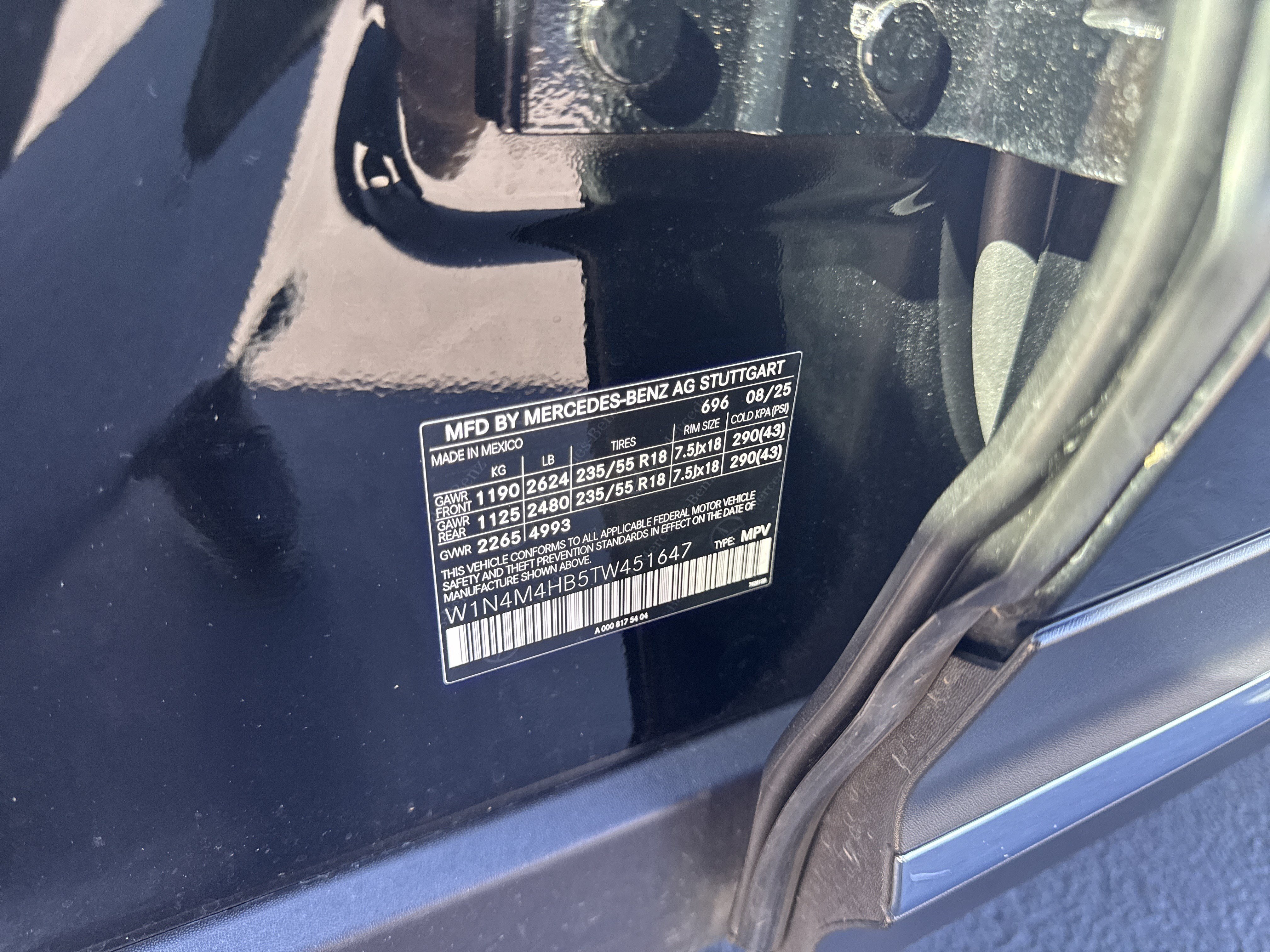 Used 2026 Mercedes-Benz GLB 250 4MATIC image 37