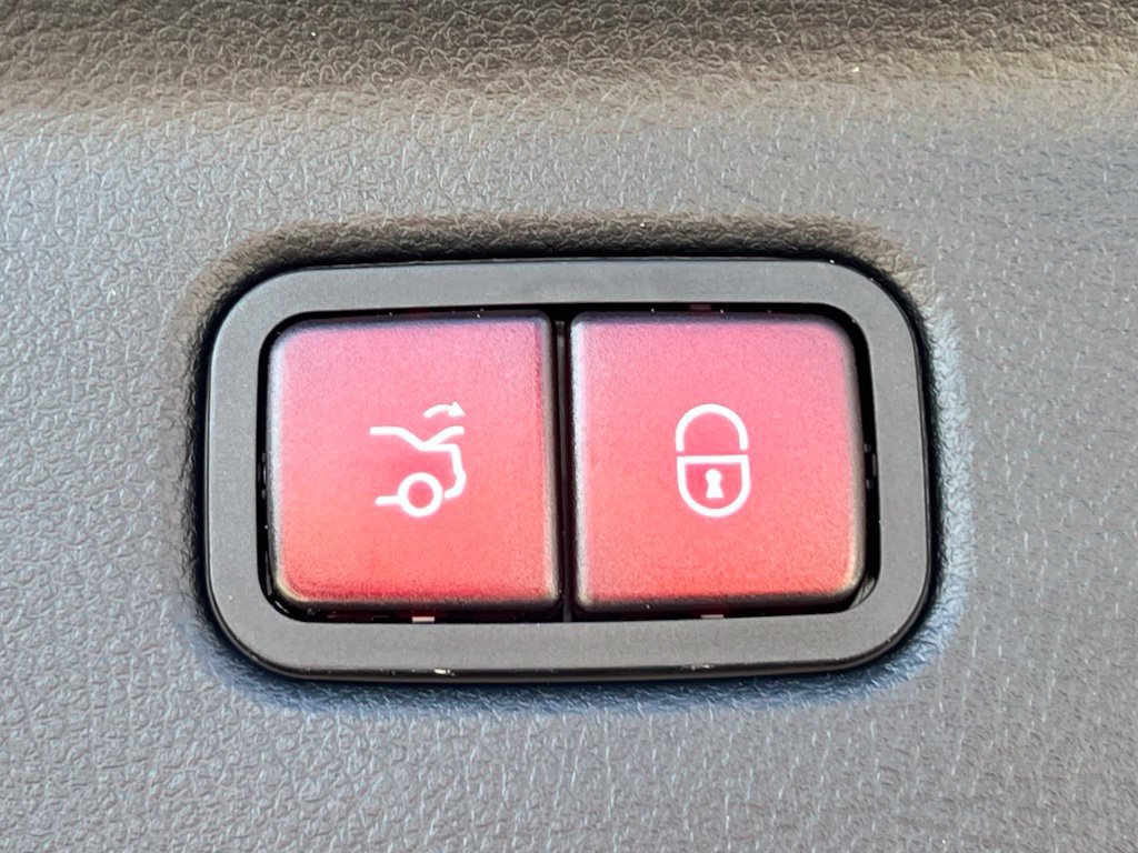 Certified 2025 Mercedes-Benz S 580 4MATIC Sedan image 45