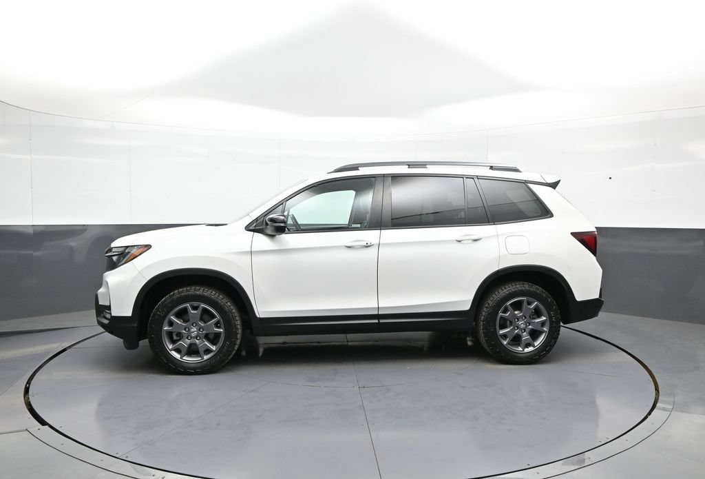 Certified 2024 Honda Passport TrailSport image 9