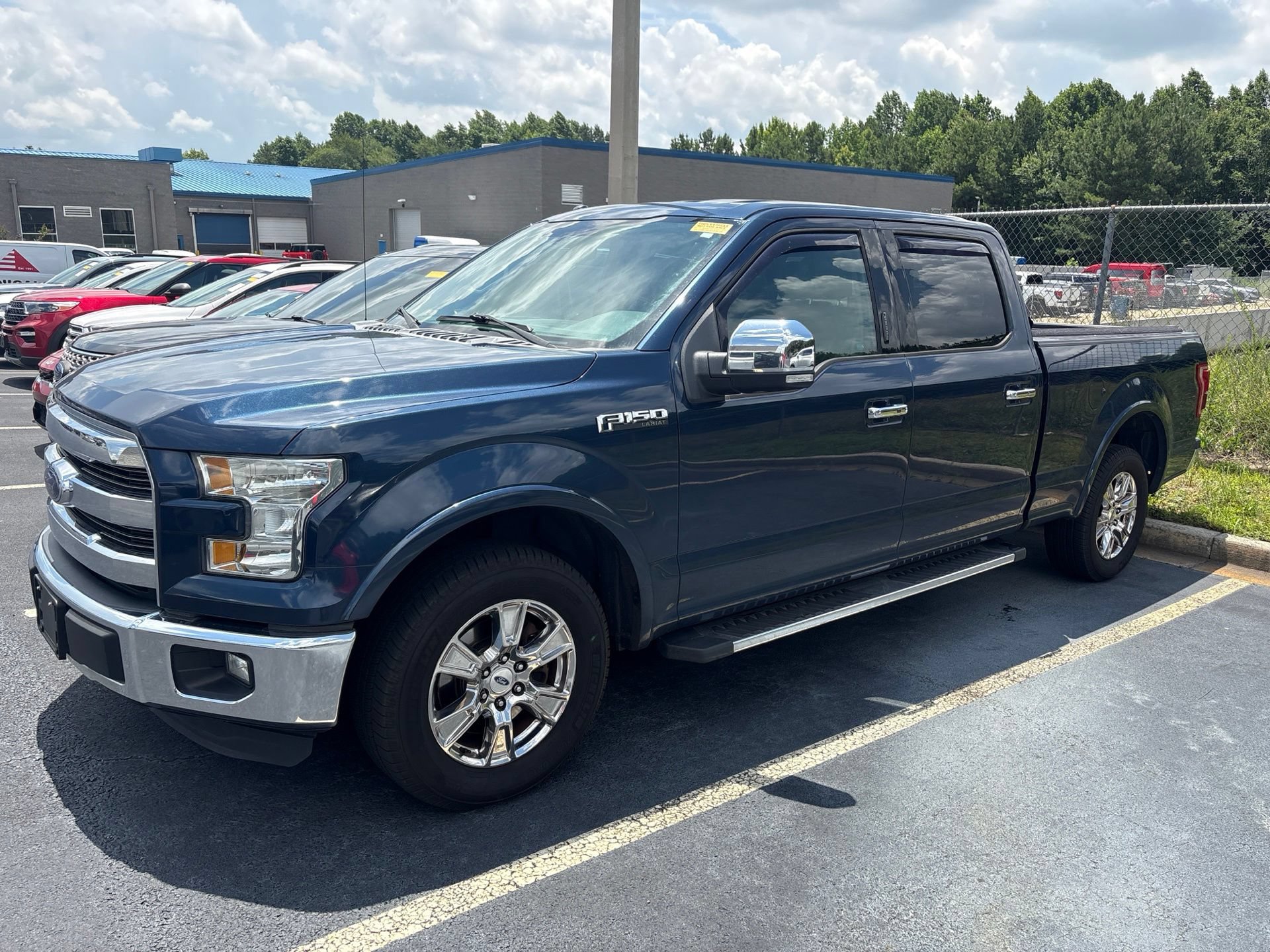 Used 2015 Ford F150 Lariat RWD image 1