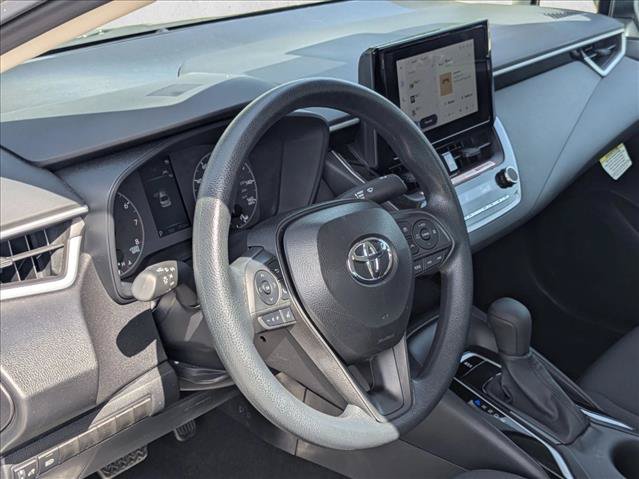 Used 2025 Toyota Corolla LE FWD image 10