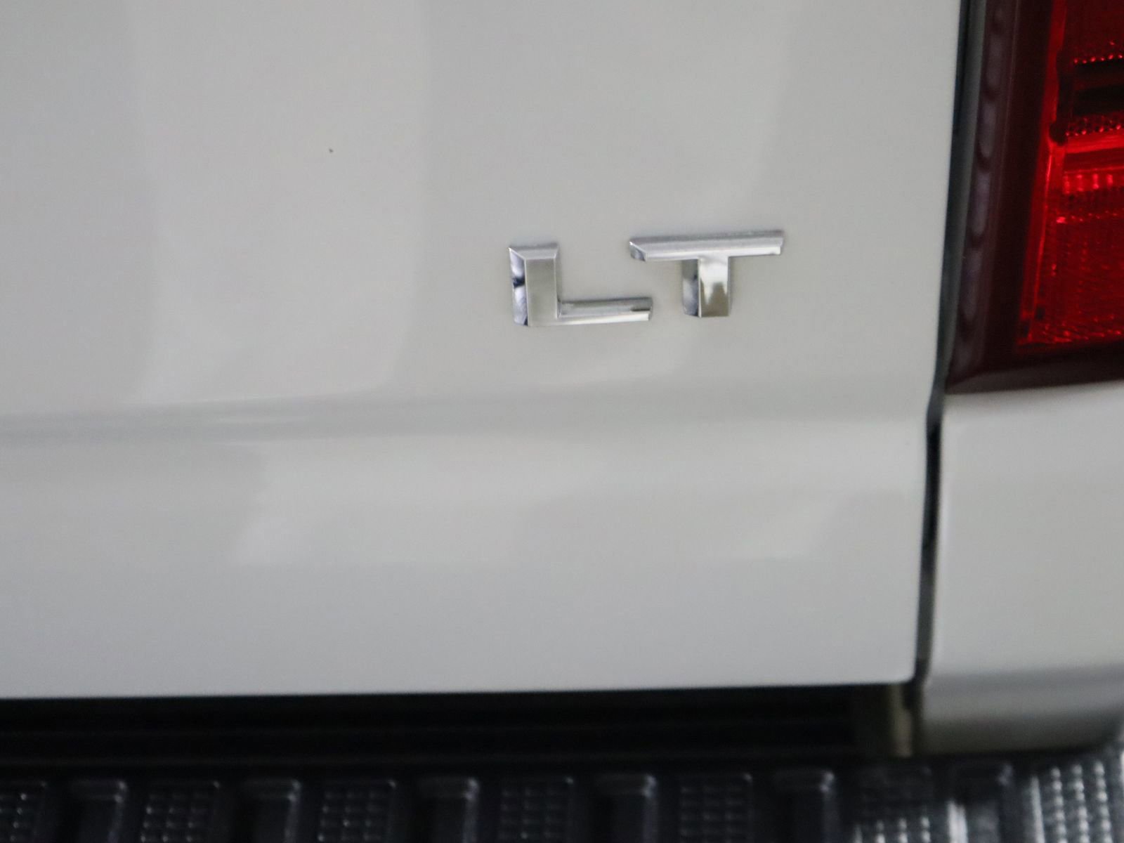 Used 2023 Chevrolet Silverado 2500 LT w/ Convenience Package image 13