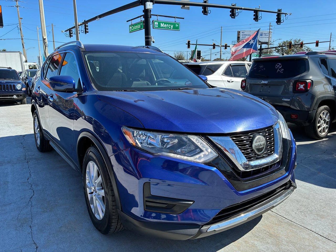 Used 2018 Nissan Rogue SV FWD image 13