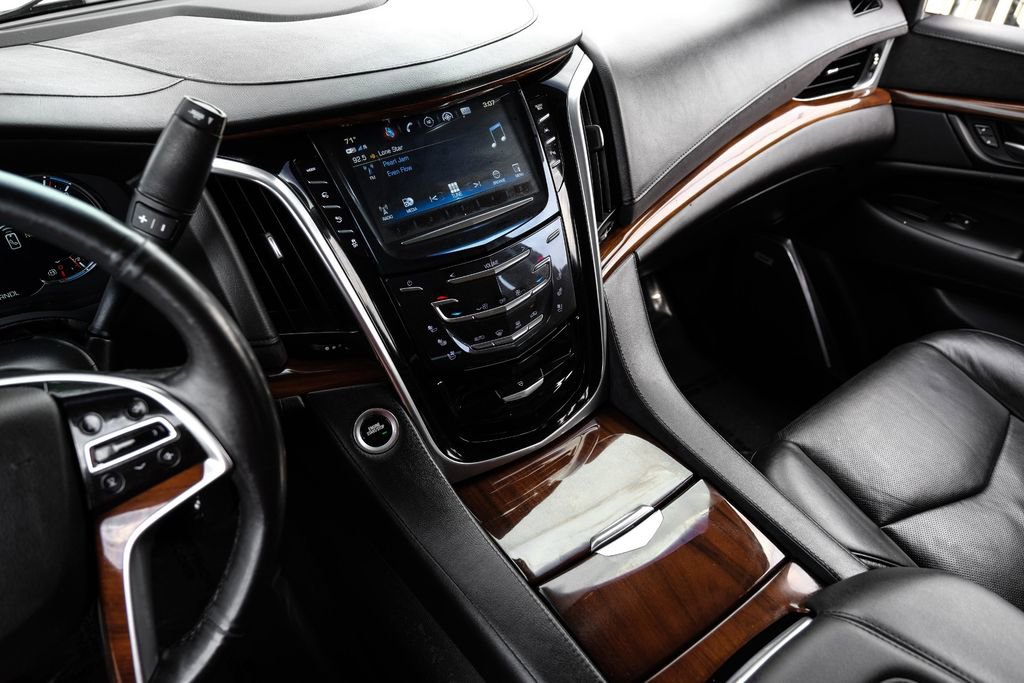 Used 2019 Cadillac Escalade Premium Luxury w/ LPO, Radiant Package RWD image 24