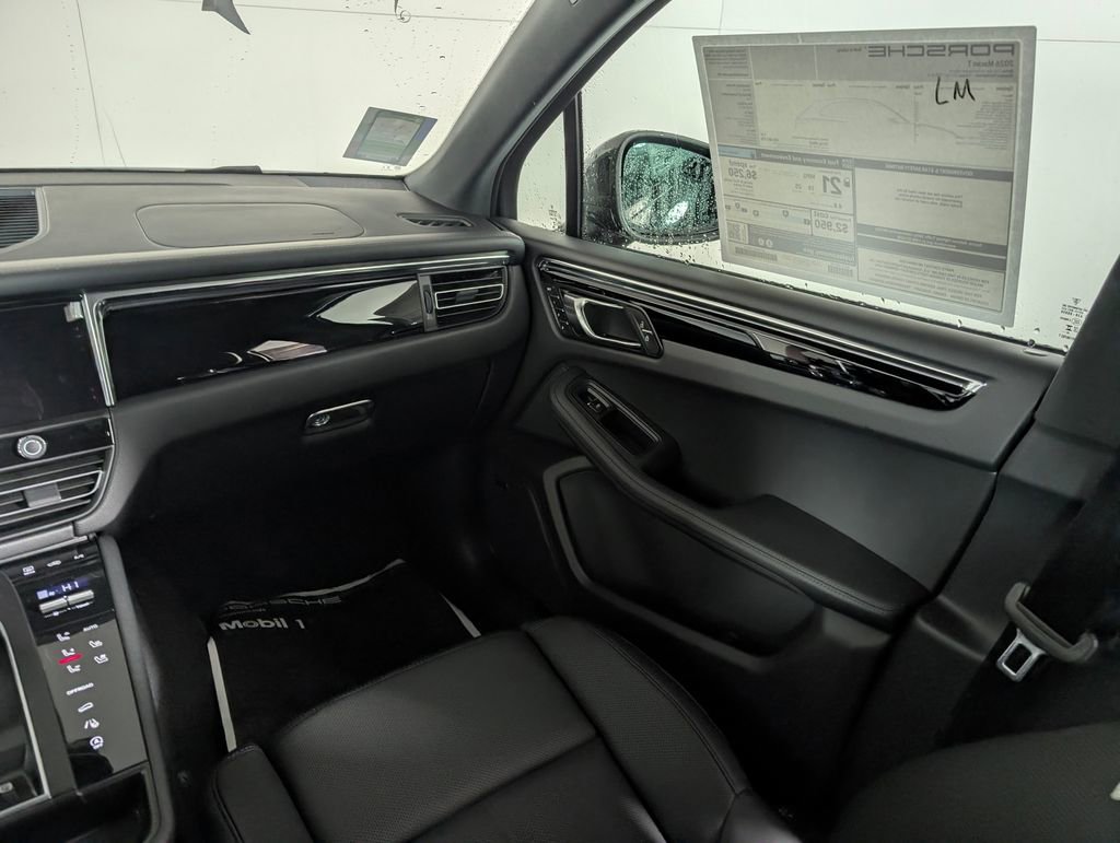 New 2026 Porsche Macan Turbo image 23