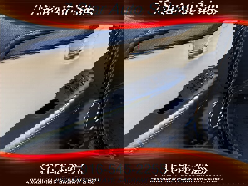 Used 2015 Lexus NX 300h AWD image 7