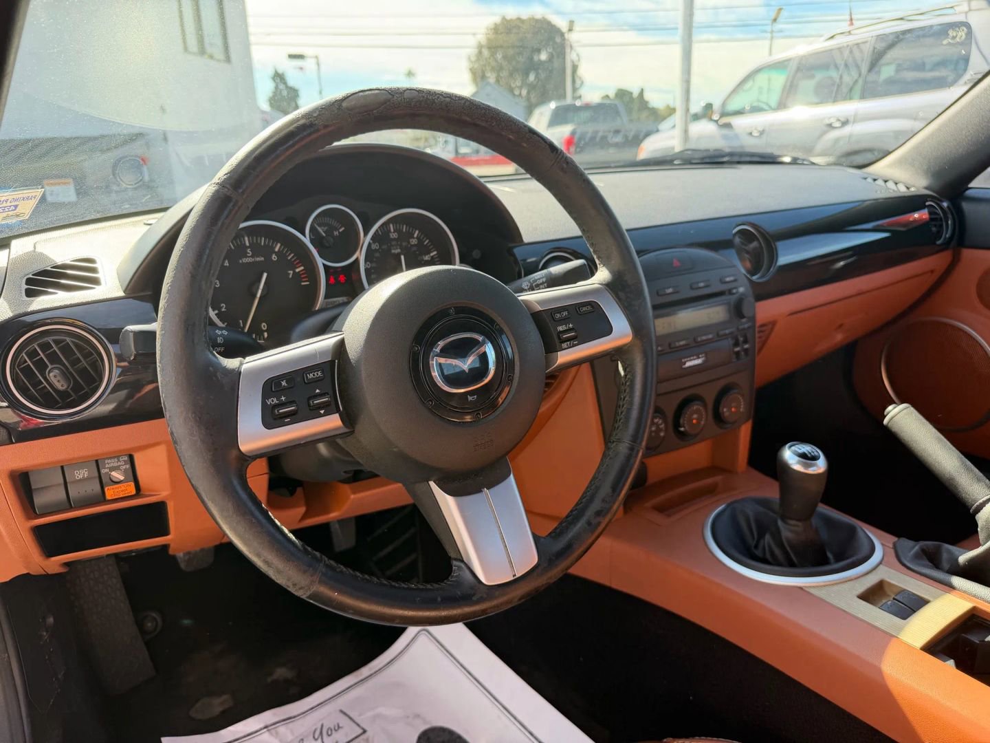 Used 2006 MAZDA MX-5 Miata Grand Touring image 11