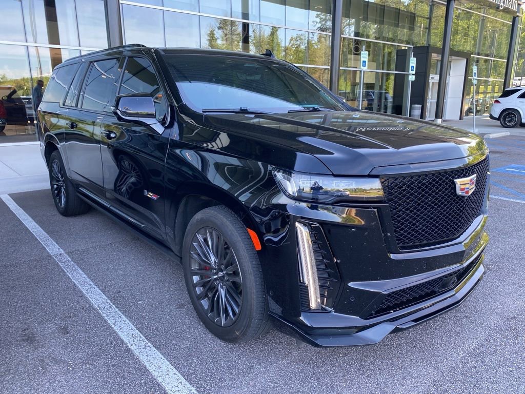 Used 2023 Cadillac Escalade ESV V image 13