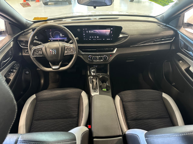 Used 2024 Buick Envista Preferred w/ Convenience I Package FWD image 37