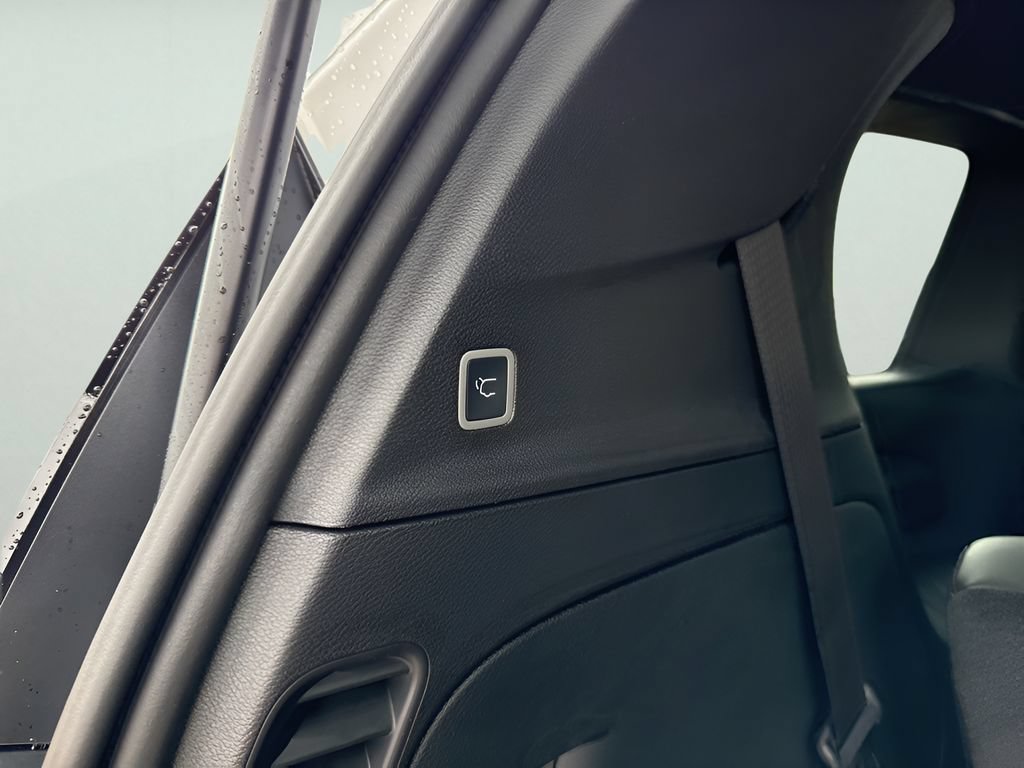 New 2026 Chrysler Pacifica Select AWD/4WD image 20