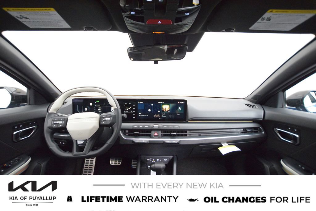 New 2025 Kia K4 GT-Line Turbo image 17
