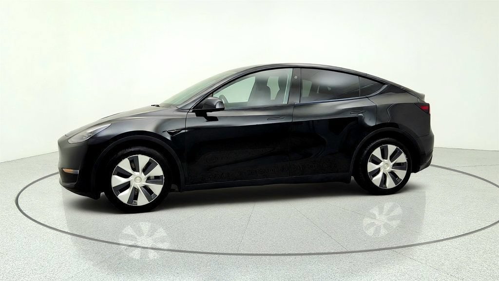 Used 2024 Tesla Model Y Long Range AWD/4WD image 8