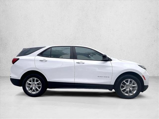 Used 2023 Chevrolet Equinox LS w/ Driver Confidence II Package FWD image 5