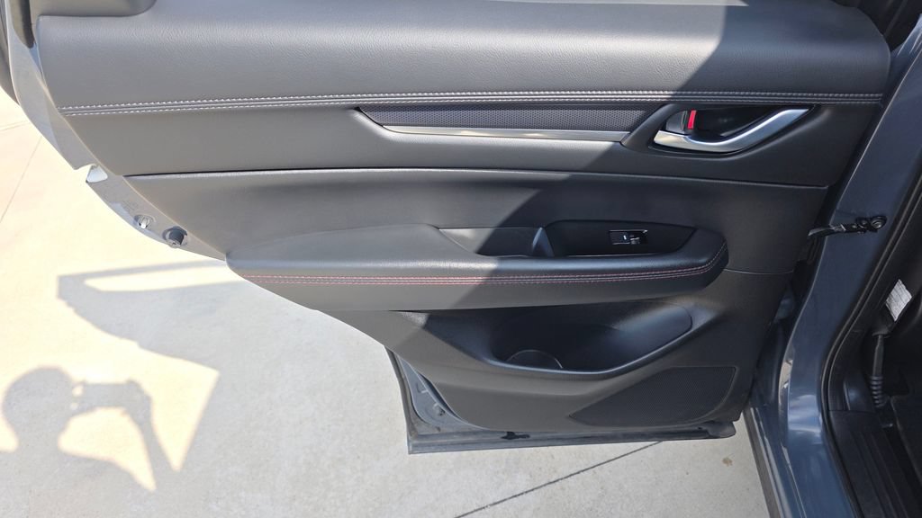 Used 2025 MAZDA CX-5 Carbon Edition AWD/4WD image 19
