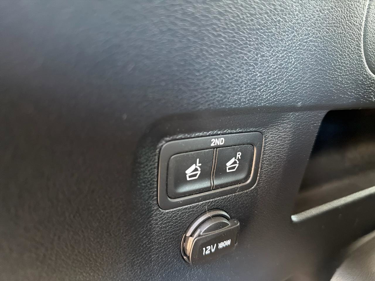 Used 2020 Kia Telluride LX FWD image 38