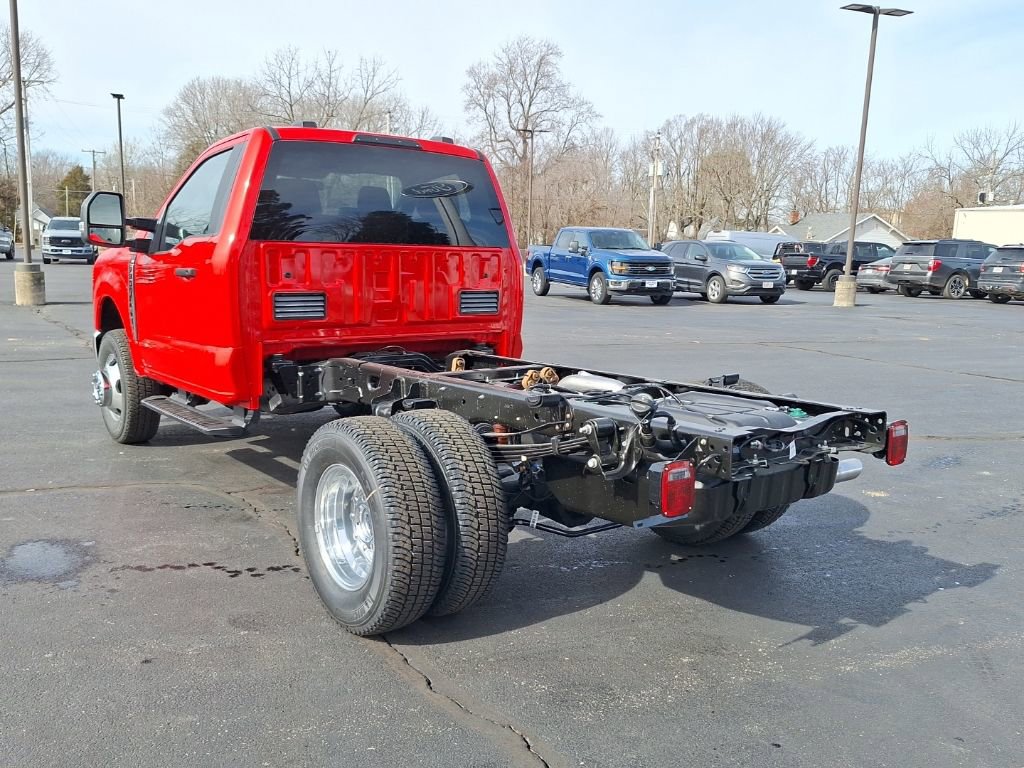 New 2026 Ford F350 XLT w/ XLT Value Package AWD/4WD image 22