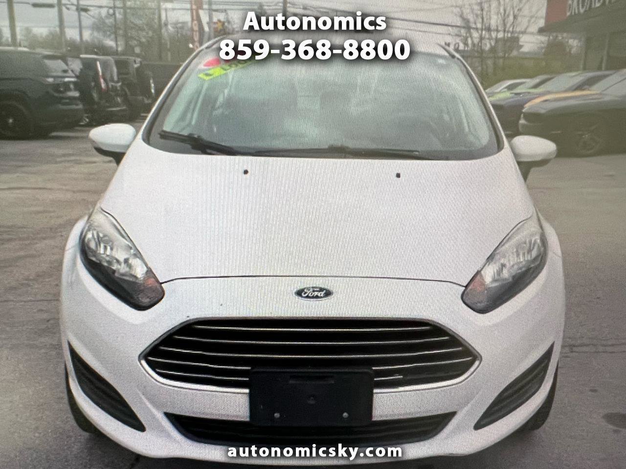 Used 2015 Ford Fiesta SE