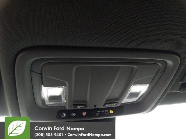 Used 2025 GMC Sierra 1500 Elevation image 22