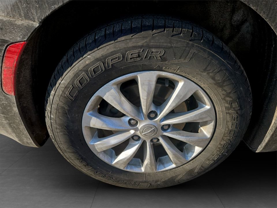 Used 2017 Chrysler Pacifica Touring-L image 33