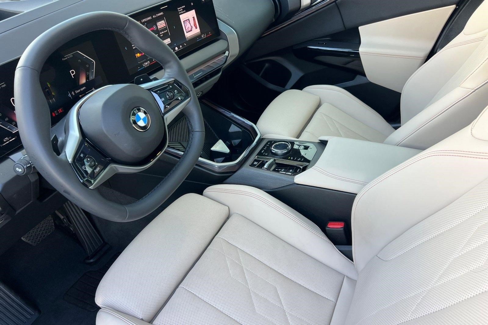 Used 2026 BMW X3 xDrive30i w/ Premium Package AWD/4WD image 4