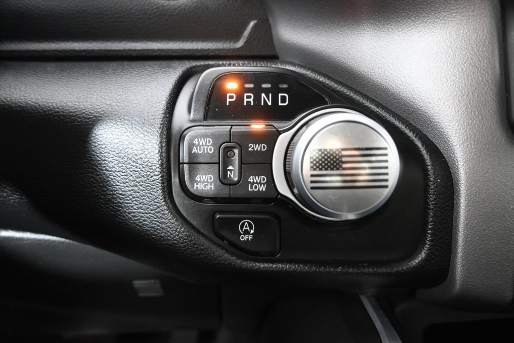 Used 2022 RAM 1500 Big Horn AWD/4WD image 32