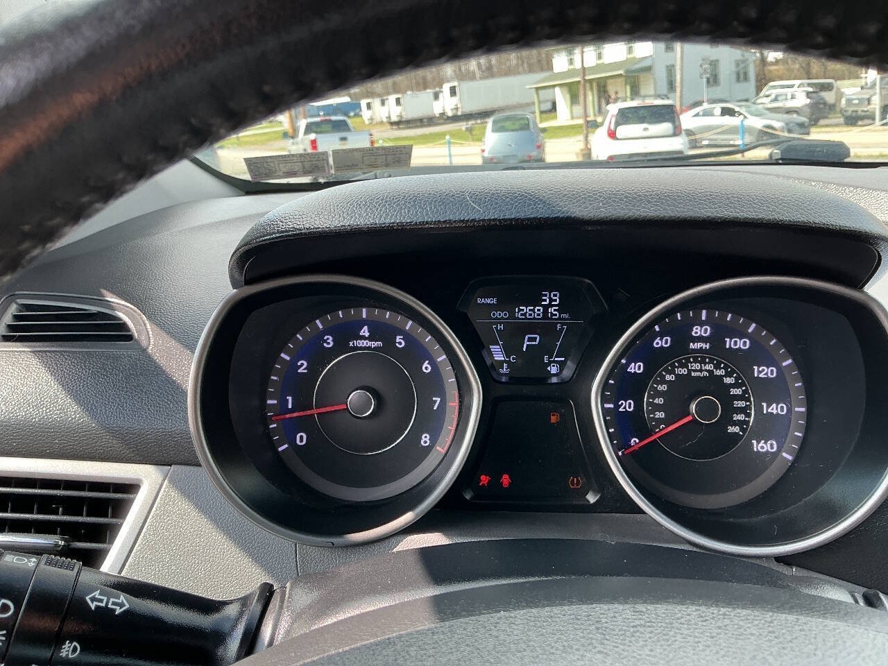 Used 2012 Hyundai Elantra Limited FWD image 25