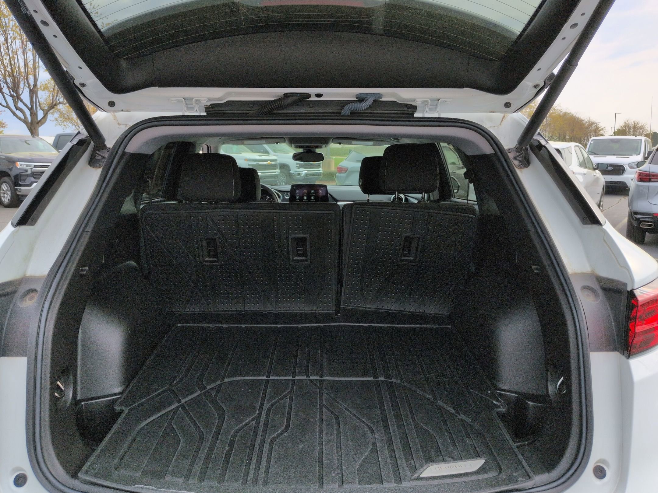 Certified 2024 Chevrolet Blazer LT w/ Convenience Package image 31