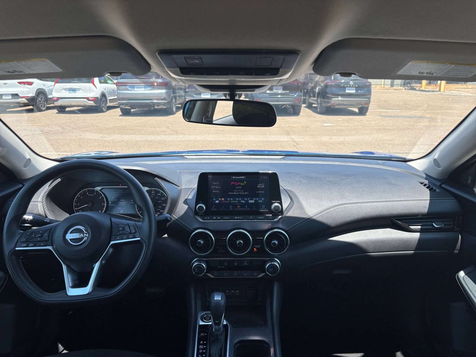 Used 2025 Nissan Sentra SV FWD image 30