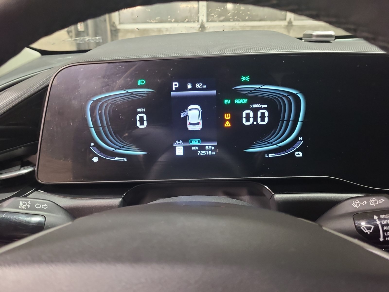 Used 2023 Kia Niro EX w/ EX Cold Weather Package FWD image 10