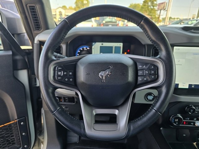 Used 2023 Ford Bronco Badlands w/ Sasquatch Package image 25