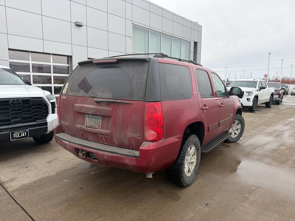 Used 2013 GMC Yukon SLT w/ SLT-2 Equipment Package image 5