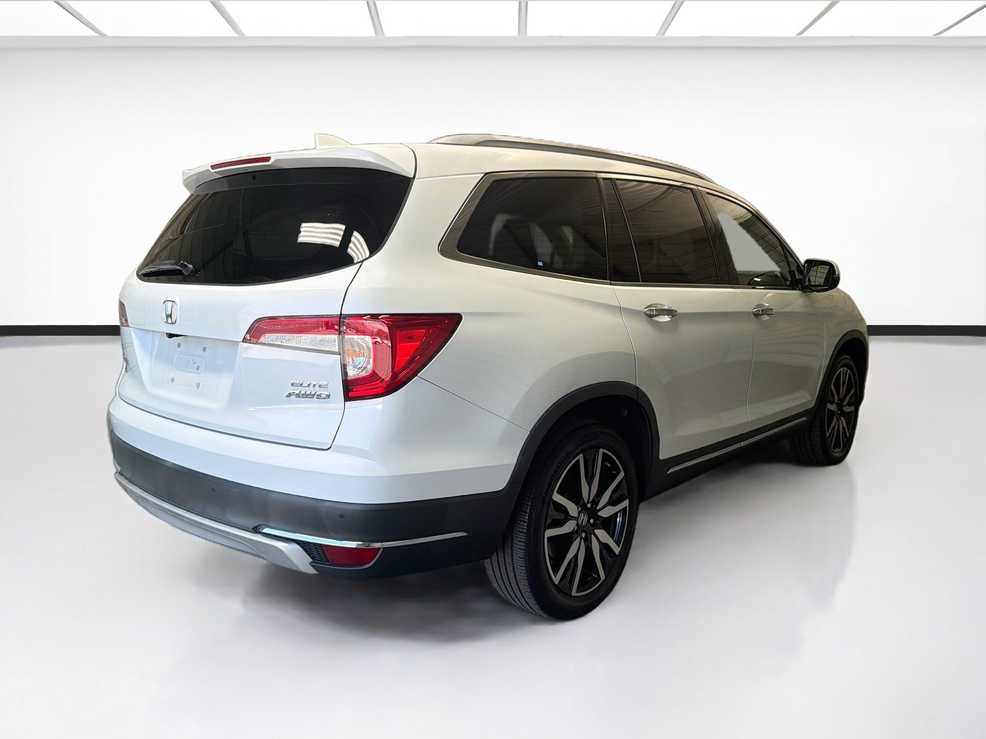 Used 2021 Honda Pilot Elite image 4