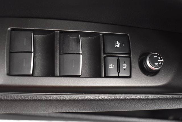 Used 2021 Toyota Camry XSE w/ Navigation Package FWD image 21