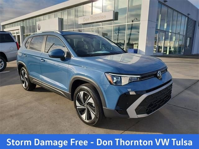 New 2026 Volkswagen Taos SE image 1