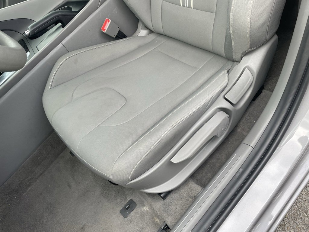 Used 2024 Hyundai Elantra SEL image 23