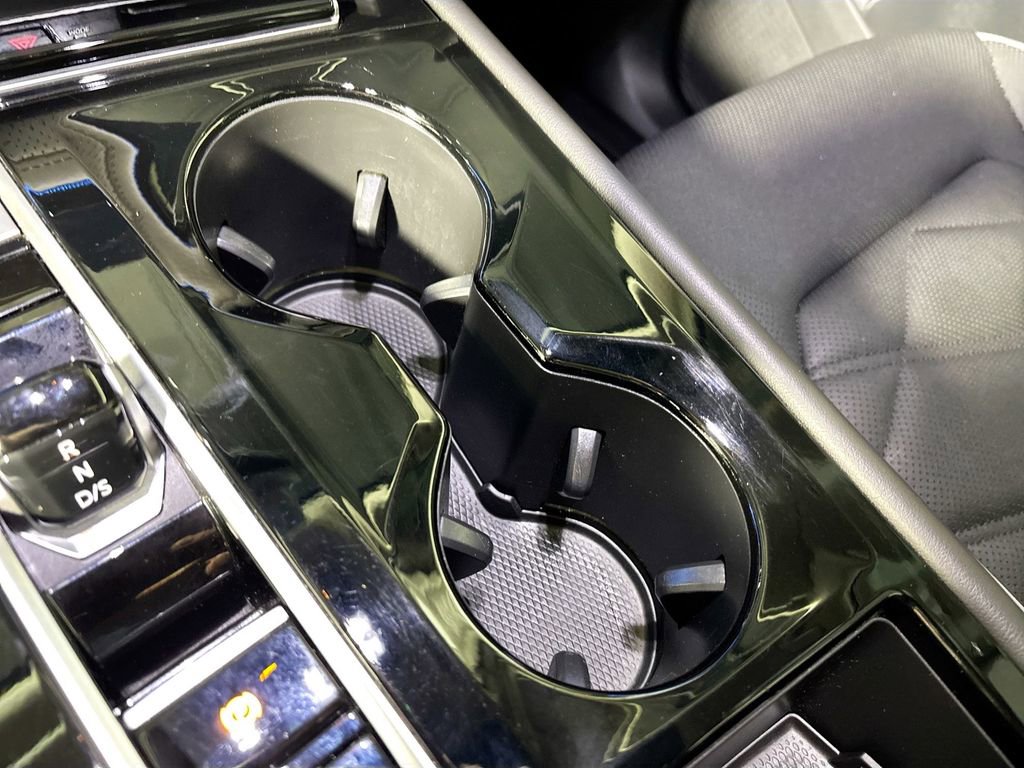 Certified 2025 Volkswagen Atlas Peak Edition SE image 15